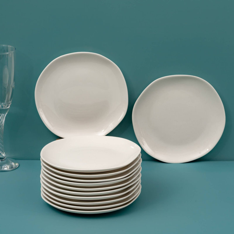 Assiette plate en porcelaine de qualité supérieure EARTH - IVory | Forme inégale | Va au micro-ondes et au lave-vaisselle