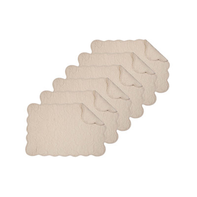 Christiana Scallop Quilt Placemats Set of 6