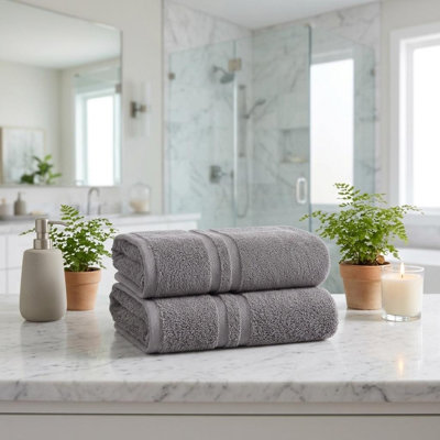Ensemble de deux serviettes de toilette en coton turc gris foncé, 40 x 75 cm