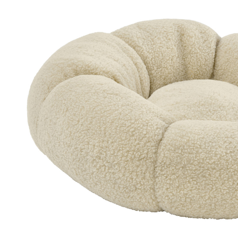 Chloe Round Pet Bed, Medium (23.6" W x 23.6" D x 8.6" H)