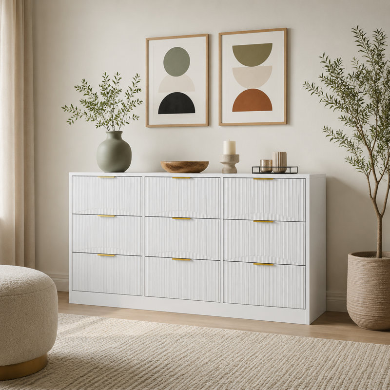 Grande armoire de rangement blanche à 9 tiroirs avec poignées dorées