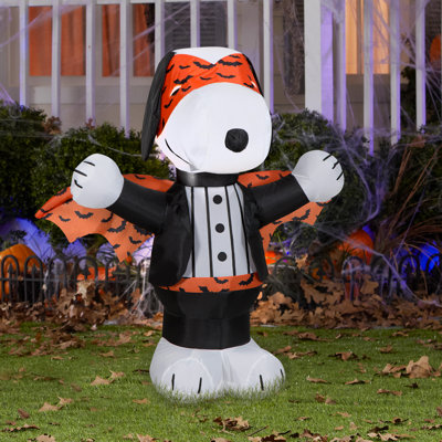 Snoopy Airblown avec imprimé vampire orange
