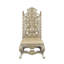 Fauteuil d'appoint sculpté orné
