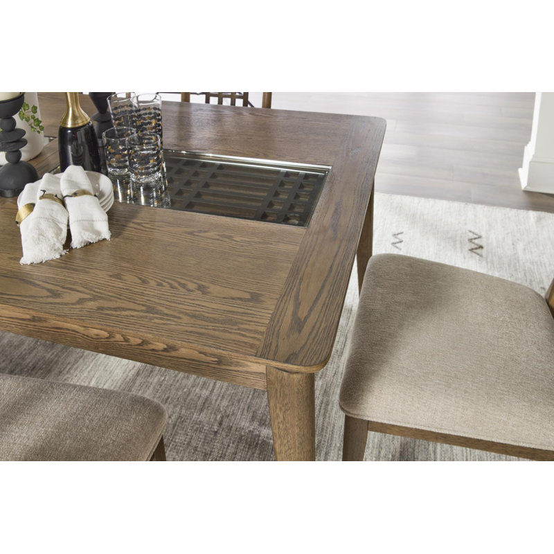Rect. Dining Table (w. 1 18" Leaf)