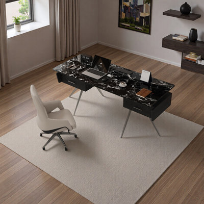 Bureau unique et exquis