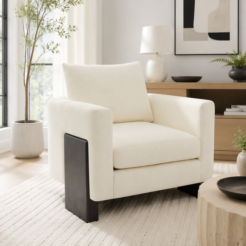 Fauteuil club moderne avec pieds en bois d'hévéa massif et accoudoirs architecturaux, Chenille beige