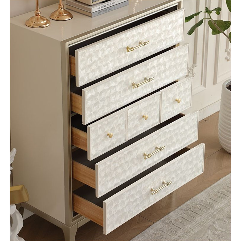 Simple And Modern Shell Accent Chest