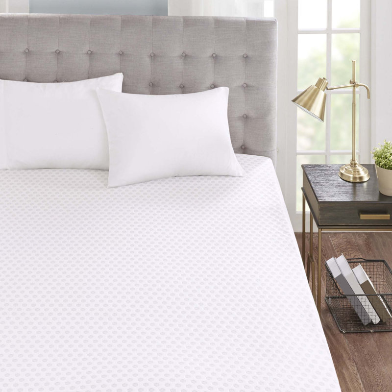 Surmatelas hypoallergénique en mousse viscoélastique gélifiée 3 po avec housse de refroidissement amovible, Très grand lit
