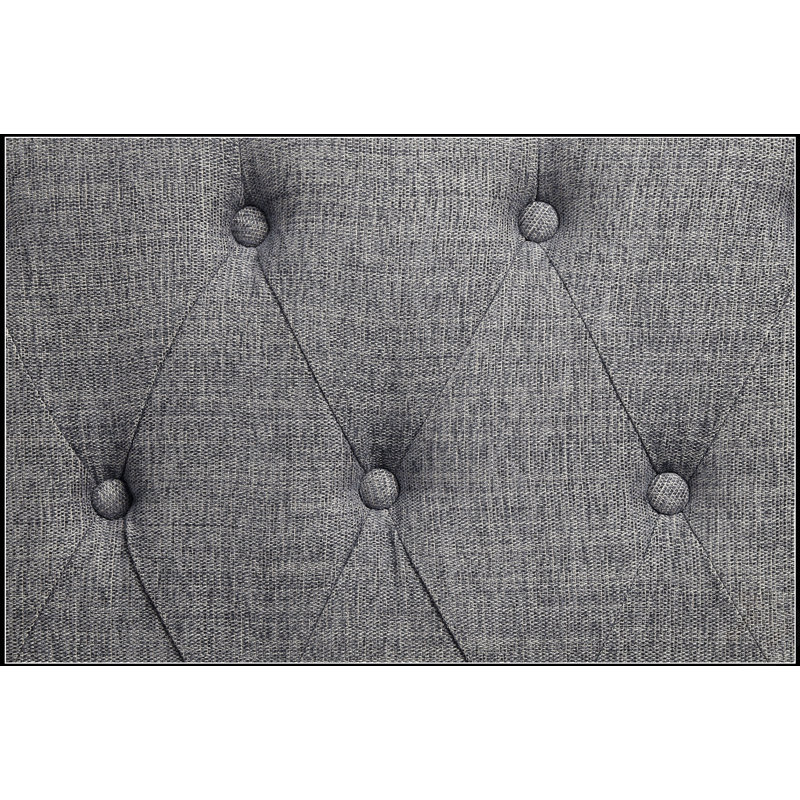 Tissu élégant et chaise au design durable et à l'assise confortable, parfaits pour un mode de vie moderne et la détente.