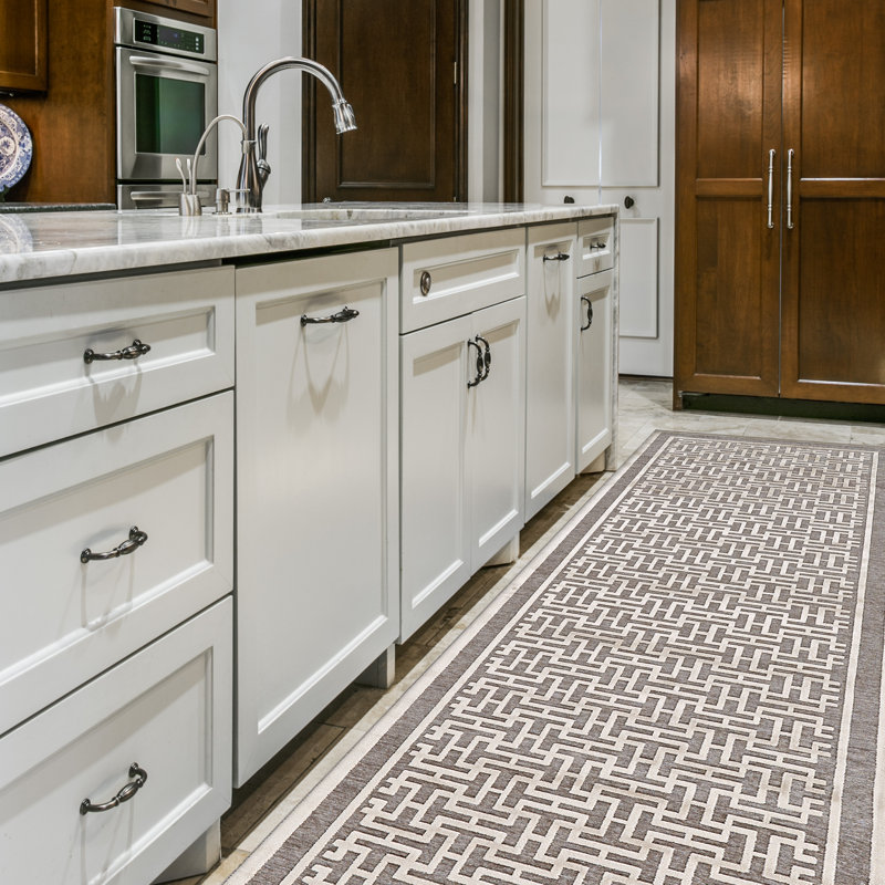Viscose Geometric Indoor Rug, Runner 2'6" x 9'10"