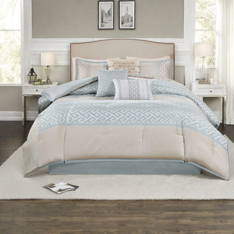 Luxury Bedding Sets Polyester Cal King Modern Jacquard For Home