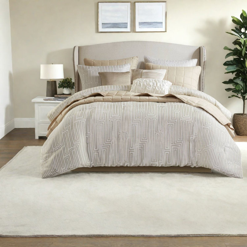 Luxurious Queen Bedding Set, Polyester Jacquard, Elegant Ivory Design