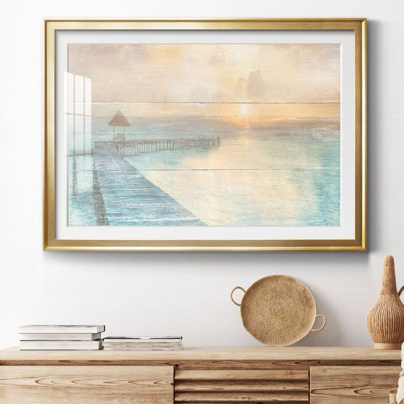 «Gather at the Beach» - Peinture encadrée, H 22,5 po x l 30,5 po x P 1,5 po, Cadre doré