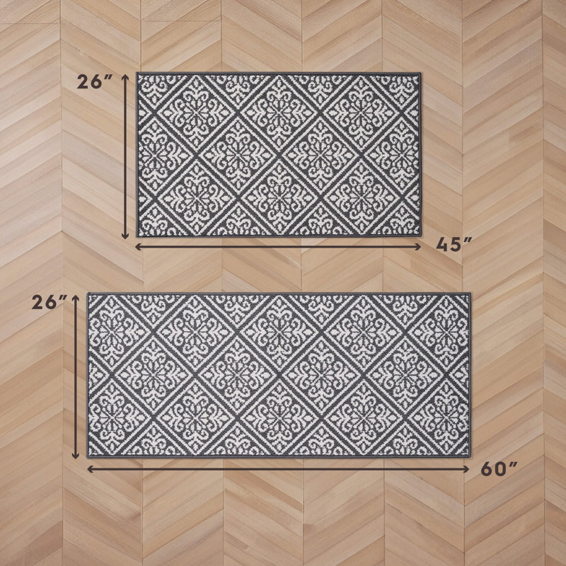 Austell Machine Woven Synthetic Geometric Area Rug, Gray