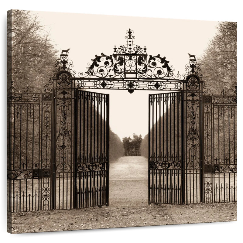 Lilie Hampton Gate, 24" H x 24" W