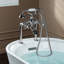 Robinet de baignoire sur pattes à 3 poignées avec accessoire-65725801
