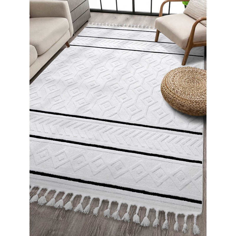 Rieley Geometric Shapes Machine Made Indoor / Outdoor Area Rug, Rectangle 5'3" x 7'7"