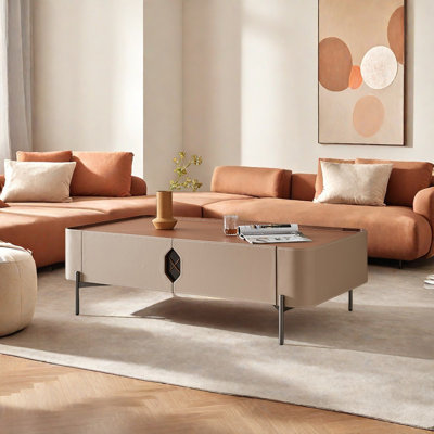 Table basse de style italien minimaliste