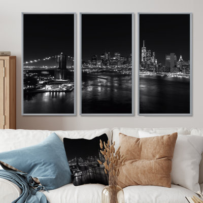 " Black, White Picture Of The Skyline Of Manhattan " 3 - Pieces