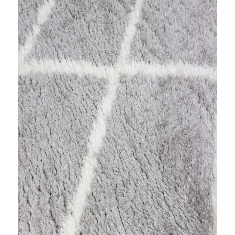 Marquavius Geometric Indoor Rug, Rectangle 4' x 5'11"