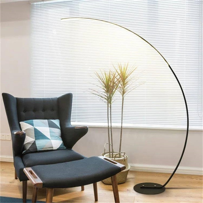 Lampe sur pied arquée à DEL 62,99 pouces