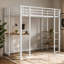 Lit mezzanine simple en métal et en bois avec bureau et tablettes de rangement, conception compacte pour les petites pièces ou les bureaux, style moderne, disponible en finition blanche-1364306737