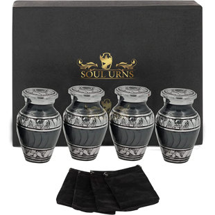Decorative Urns & Jars
