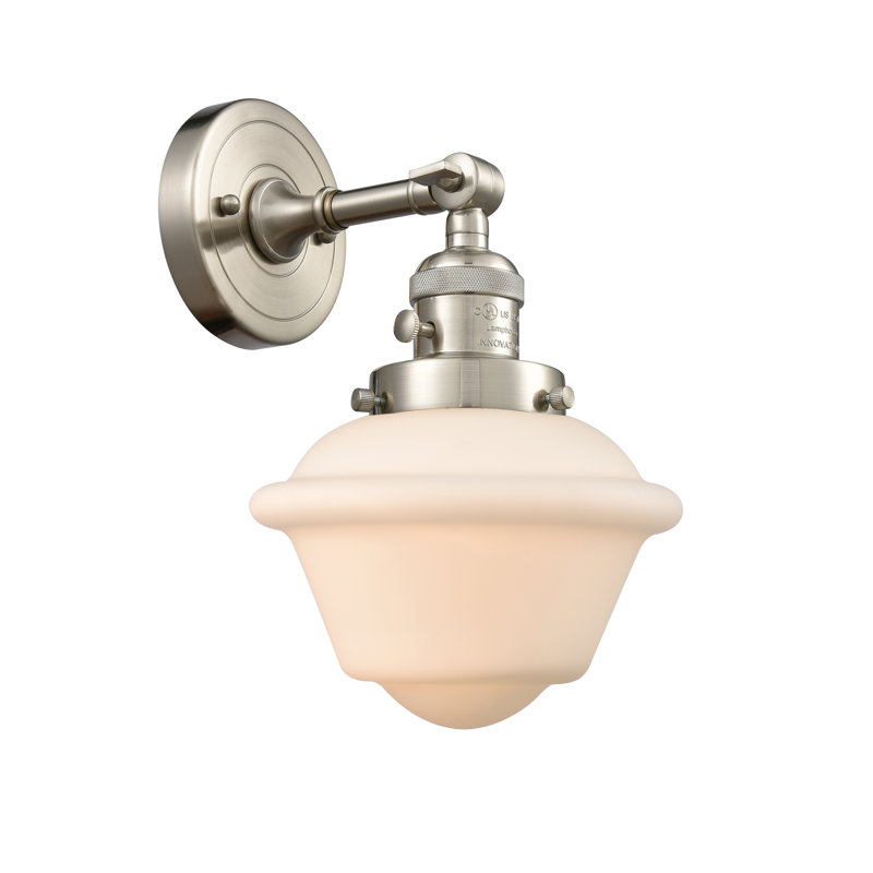 Applique murale à bras 1 lumière Agosto, Nickel satiné brossé, Boîtier blanc mat, Ampoule DEL rétro de 3,5 watts