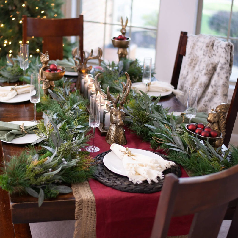 Chemin de table/guirlande de cheminée en eucalyptus à graines et pin de Noël - 3,65 m