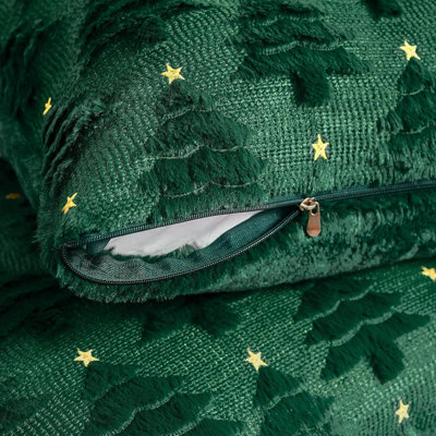 Housses de coussin de Noël 20x20, ensemble de 2, décor sapin de Noël vert, confort en peluche double face avec broderie sapin de Noël hivernal en relief, conçues pour les canapés, les chambres et la décoration intérieure.