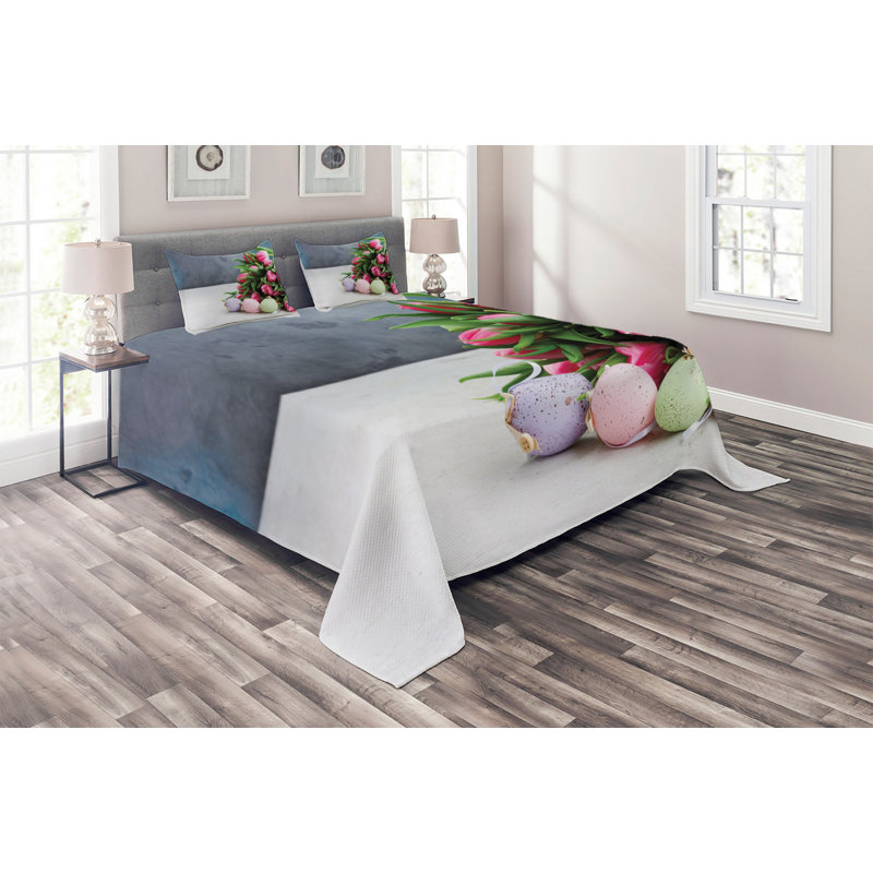 Eclectic Polyester Coverlet, King Bedspread + 2 Shams