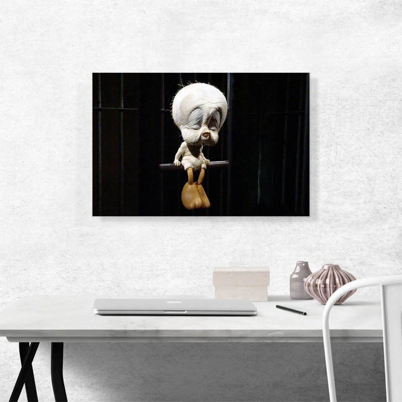 «Old Tweety Bird» par Banksy, impression sur toile tendue, H 18 po x l 26 po x P 0,75 po