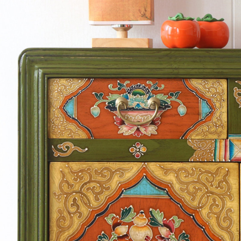 Armoire d'appoint antique