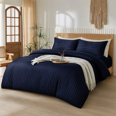 Aspire Homeware 4 Piece Hotel Quality Striped Duvet Bedding Set with Pillowcases and Fitted Sheet for Luxury Bedding Comfort