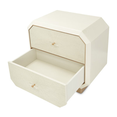 La Rachelle Queen 4-piece Bedroom Set
