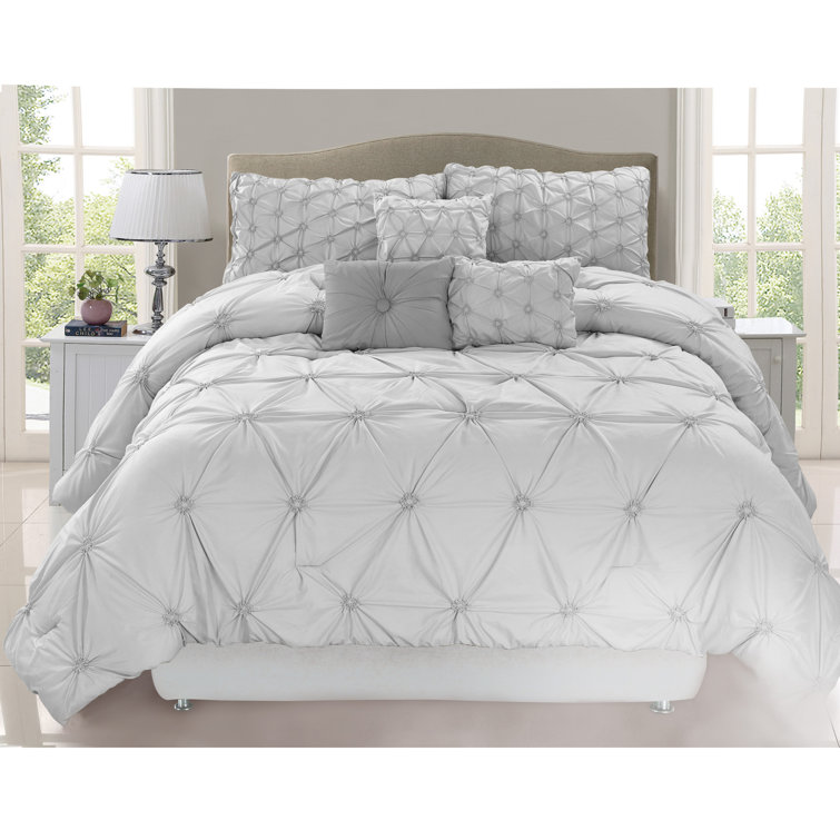 Deana Modern & Contemporary Comforter Set