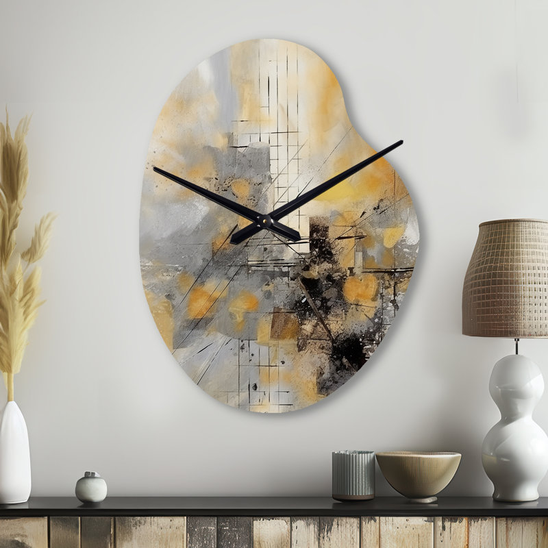 Jaune et gris au-delà de la toile I - horloge murale asymétrique, Petit