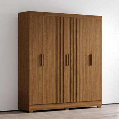 Valencia Wardrobe