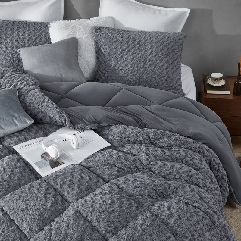 Puppy Love Pedigree Silver Coma Inducer Oversized Comforter, King Comforter