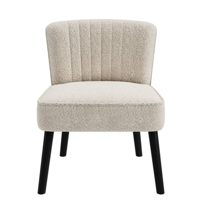 Chaise compacte blanche - Élégance moderne avec rembourrage facile et confortable pour le divertissement