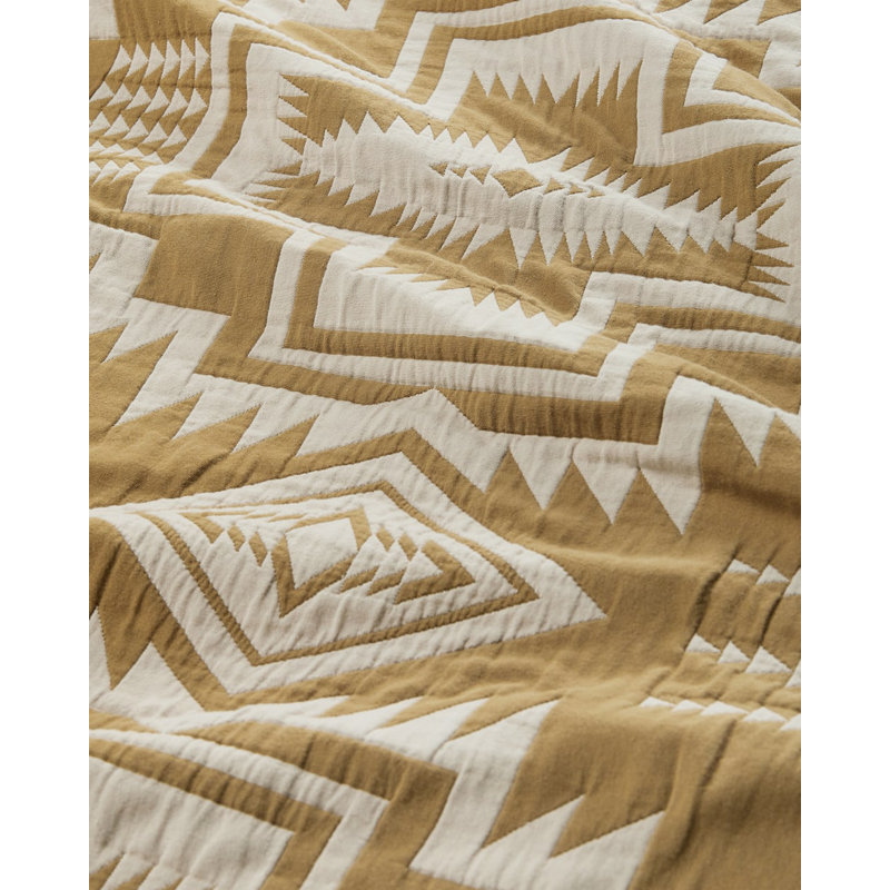 Pendleton Matelasse Organic Harding Star Quilt, Twin