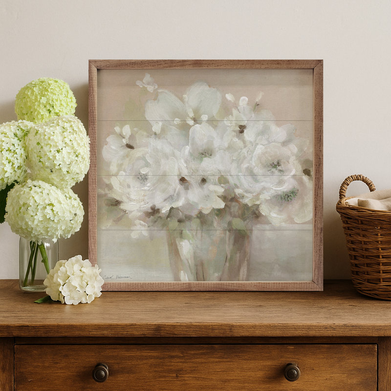 «Tender White Blooms 1» par Carol Robinson, H 4 po x l 4 po