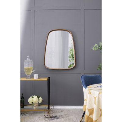 Miroir mural 27 po x 37 po avec cadre en bois pour la décoration intérieure - Convient au salon, à la salle de bain, au vestibule, au vestibule minimaliste de la salle de bain, détail à bord incurvé