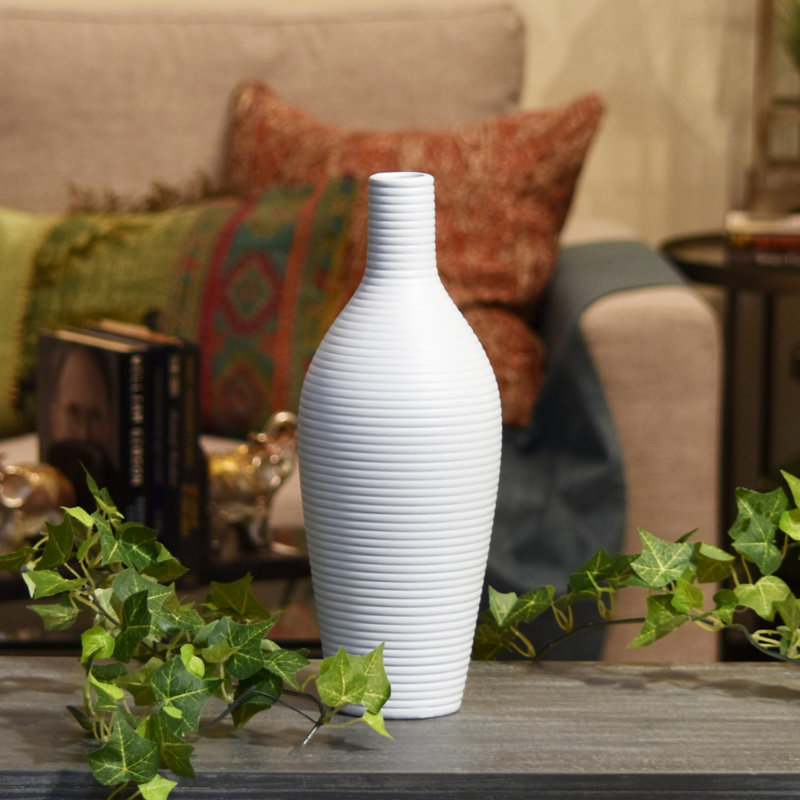 Vase de table bouteille en céramique Guizar, H 12,25 po x l 4,5 po x P 4,5 po
