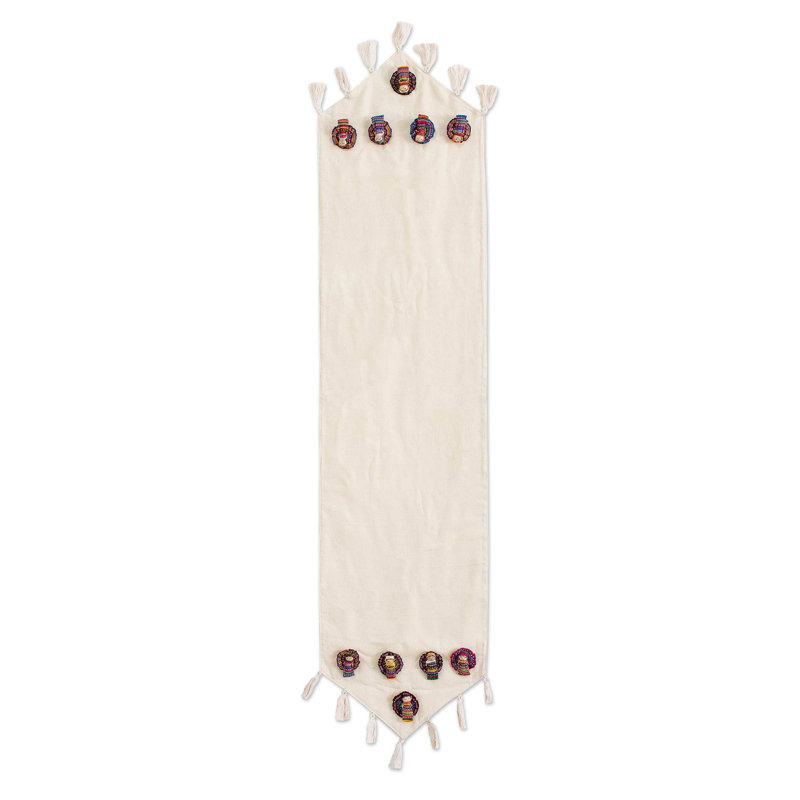 IxmucanÃ©'s Gift And Cotton Table Runner
