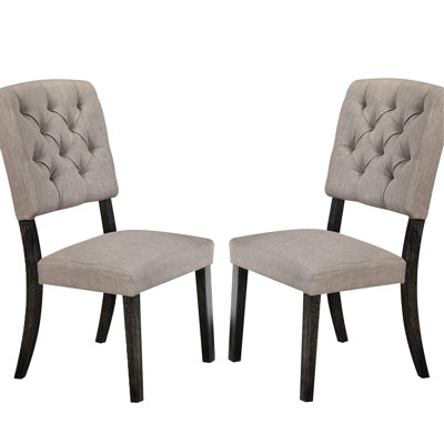 De 2 chaises de salle à manger, beige et chêne gris patiné, siège rembourré en tissu, dossier capitonné, 2 chaises en chêne avec siège en forme de boîte, mousse de 4 po, profondeur de 18 po, hauteur de 19 po, pieds fuselés en bois d'hévéa massif, 2 po