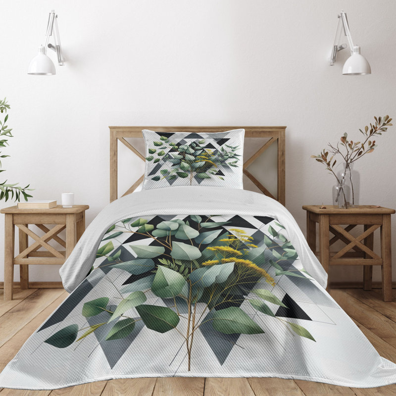 Polyester Floral Coverlet, Twin Coverlet + 1 Standard Shams