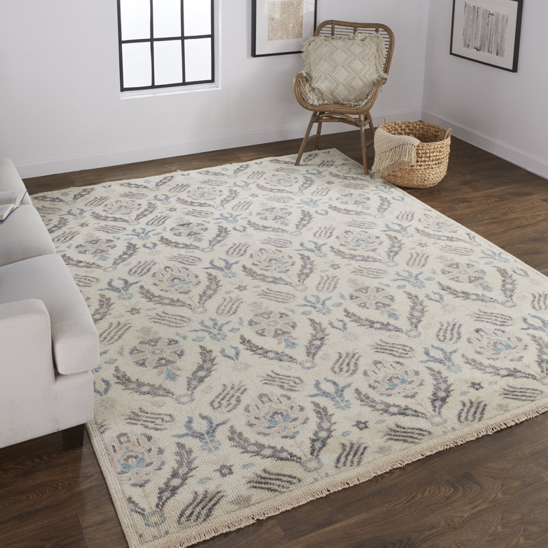 Tapis laine Nerisa, Rectangle 5 pi 6 po x 8 pi 6 po