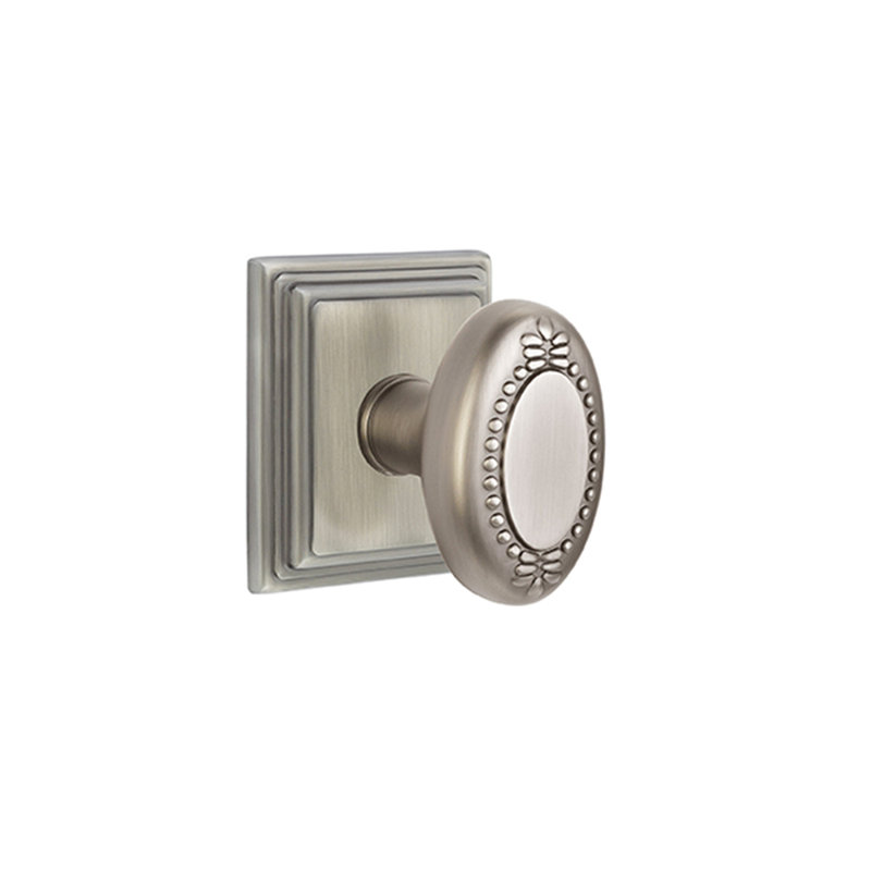 Faux bouton rond simple avec rose Wilshire, Nickel antique