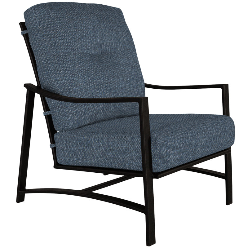 Avana Outdoor Lounge Chair, Carbon Black, Sahara Cafe